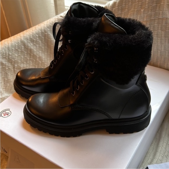 NEW Moncler Patty Boots - Picture 3 of 8